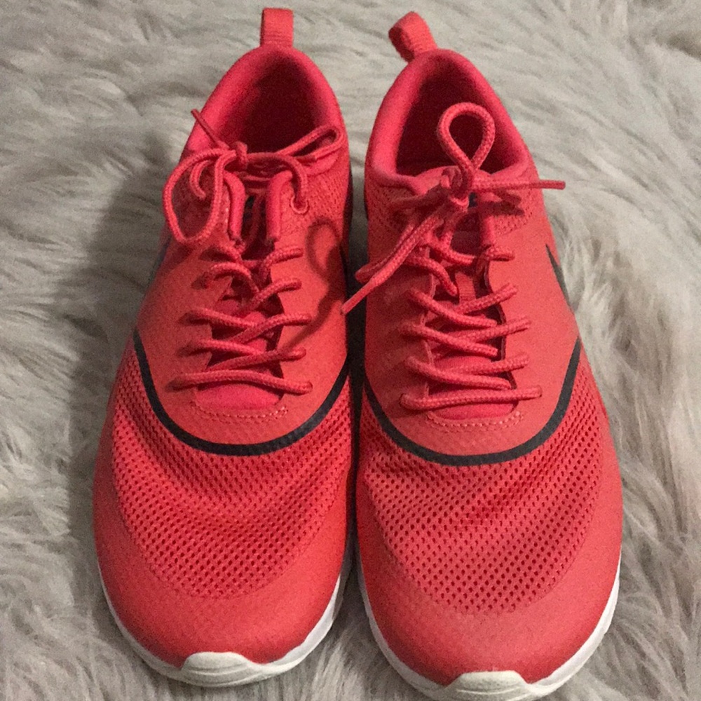 NIKE Air Max Thea's (HOT PINK) WOMENS